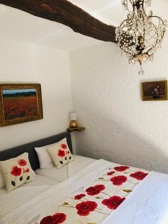 B&B Oasis Des Lavandes - Chambre Coqueliot Villeneuve-les-Avignon Exterior photo