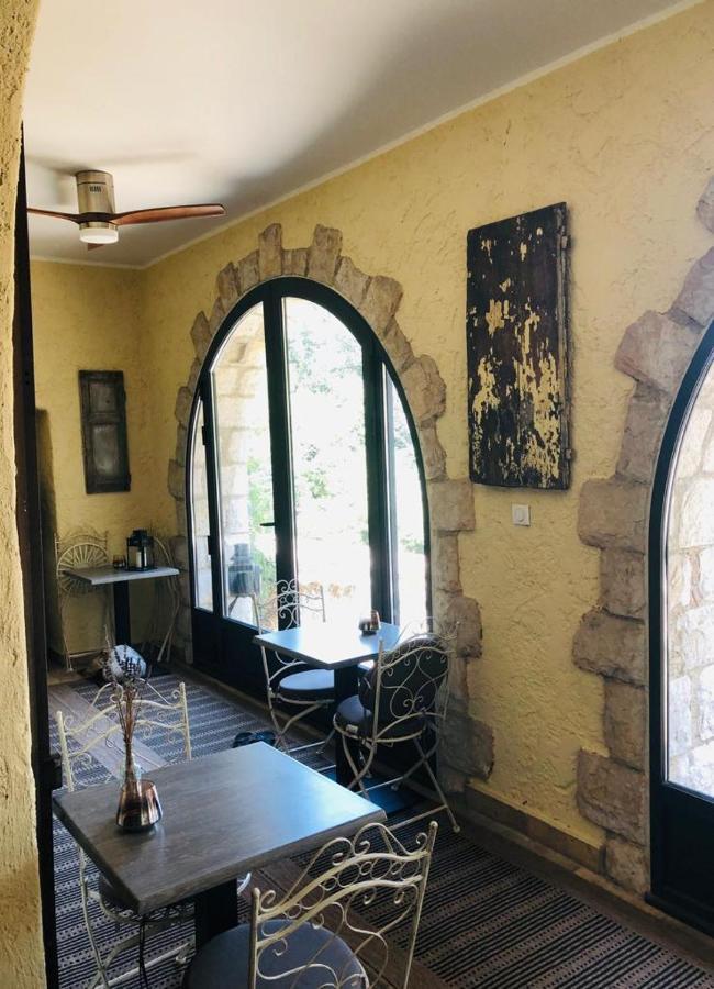 B&B Oasis Des Lavandes - Chambre Coqueliot Villeneuve-les-Avignon Exterior photo
