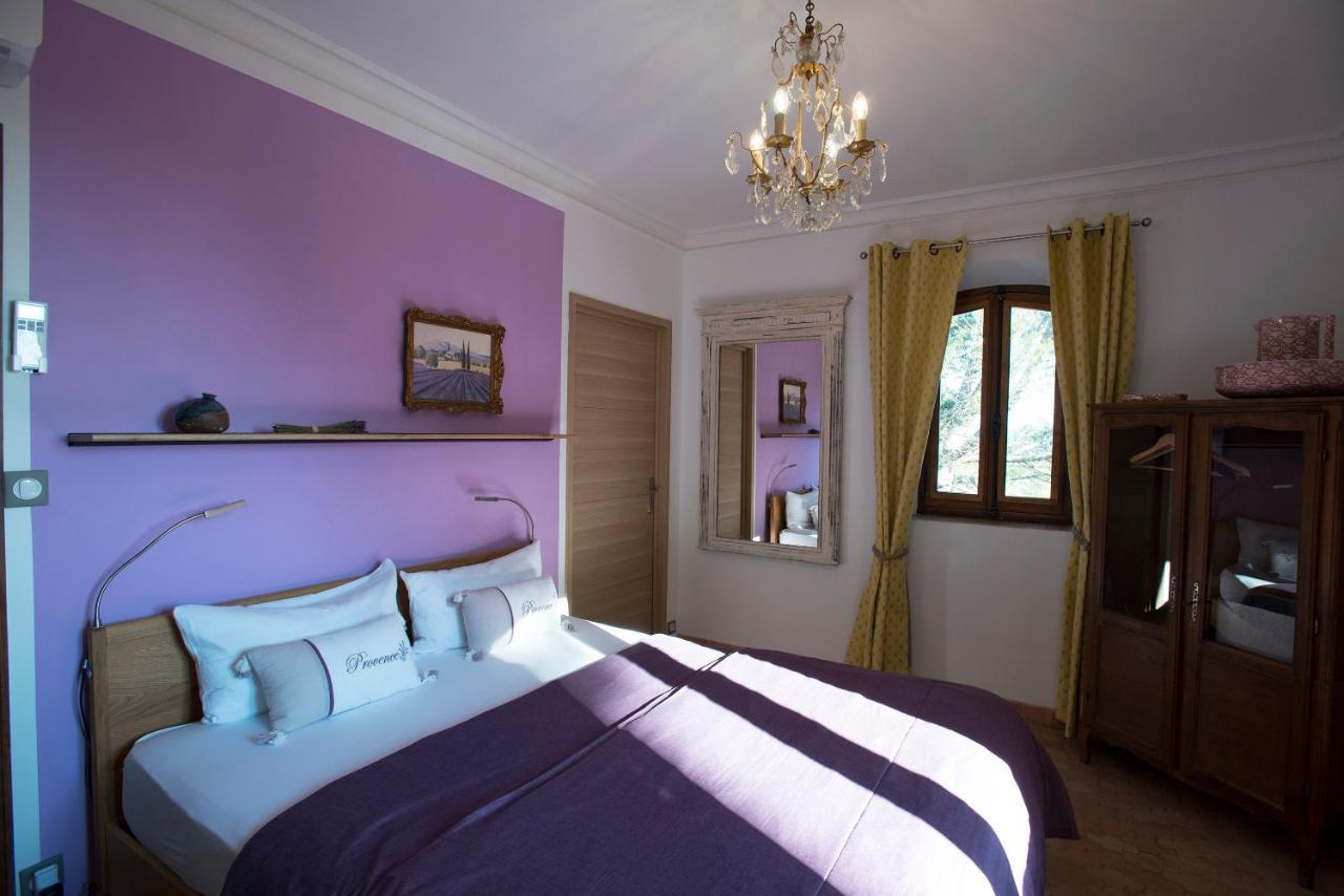 B&B Oasis Des Lavandes - Chambre Coqueliot Villeneuve-les-Avignon Exterior photo